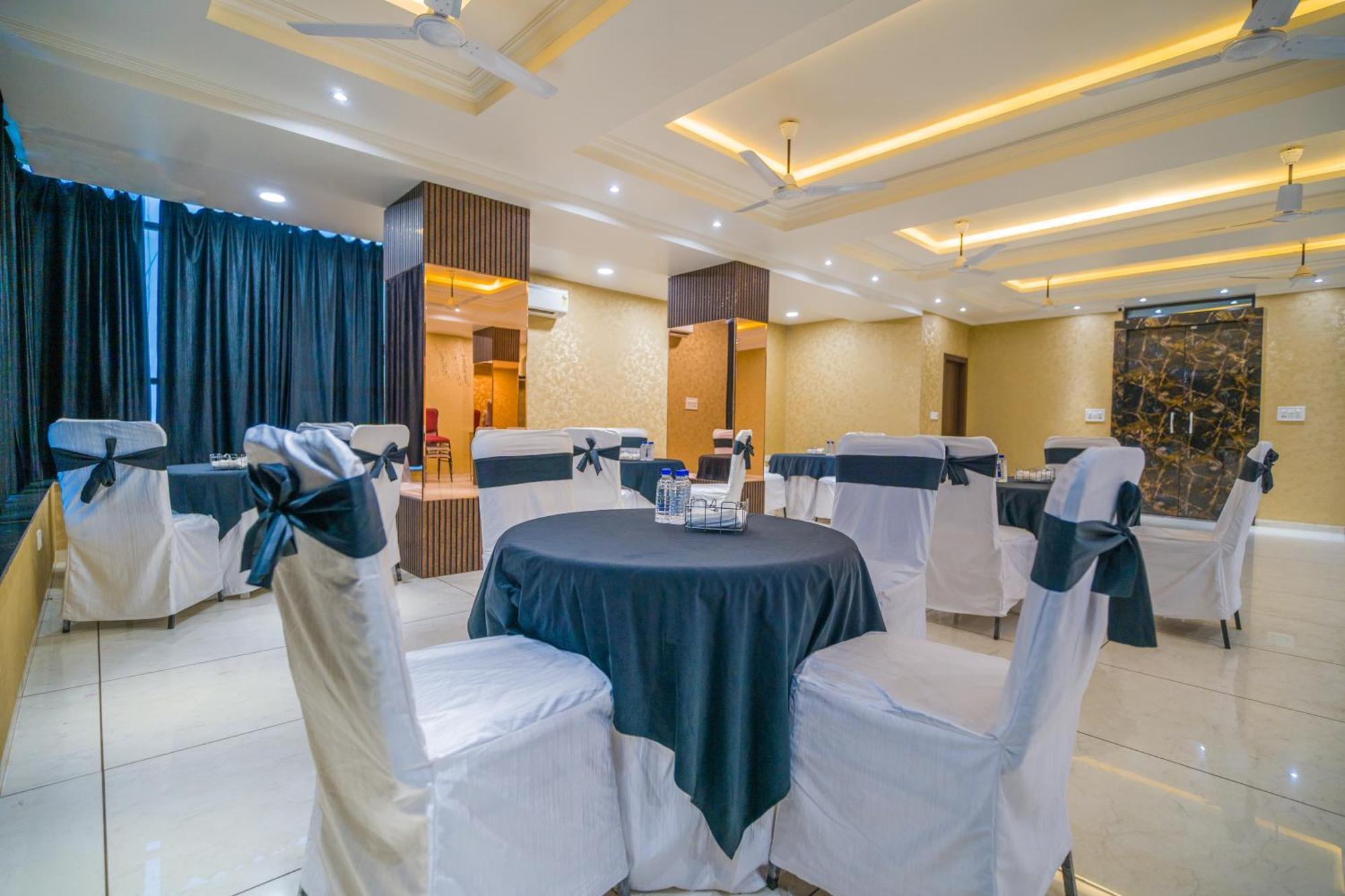 Hotel Kanha Shree By Cosmos Green Indore Zewnętrze zdjęcie